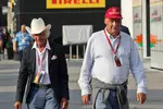 Foto zur News: Alte Bekannte vom Nürburgring 1976: Arturo Merzario und Niki Lauda