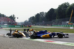 Foto zur News: Jolyon Palmer (Renault), Felipe Nasr (Sauber) und Kevin Magnussen (Renault)