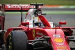 Foto zur News: Sebastian Vettel (Ferrari)