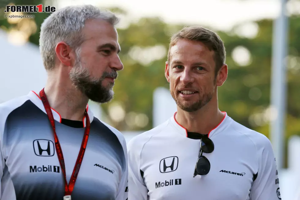 Foto zur News: Jenson Button (McLaren)