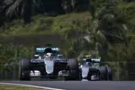 Foto zur News: Lewis Hamilton (Mercedes) und Nico Rosberg (Mercedes)