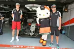 Foto zur News: Nico Hülkenberg (Force India) und Sergio Perez (Force India)