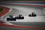 Foto zur News: Esteban Gutierrez (Haas), Kimi Räikkönen (Ferrari) und Max Verstappen (Red Bull)