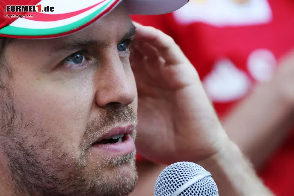 Foto zur News: Sebastian Vettel (Ferrari)