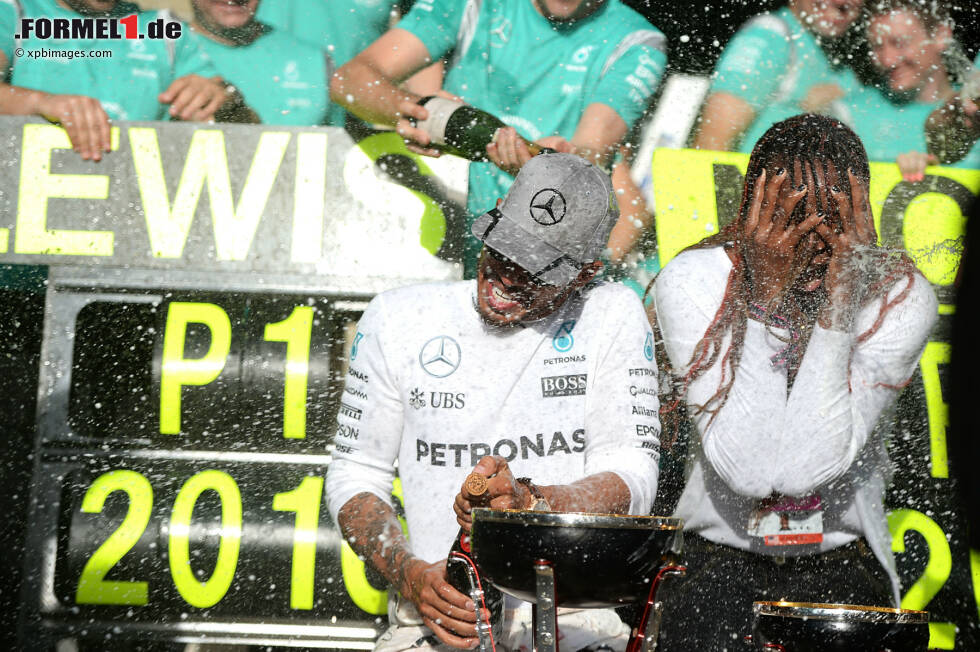 Foto zur News: Lewis Hamilton (Mercedes) mit Venus Williams