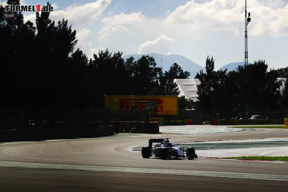 Foto zur News: Valtteri Bottas (Williams)
