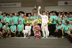 Foto zur News: Lewis Hamilton (Mercedes) und Nico Rosberg (Mercedes)