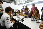 Foto zur News: Fernando Alonso (McLaren)