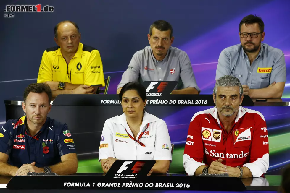 Foto zur News: Christian Horner, Monisha Kaltenborn und Maurizio Arrivabene