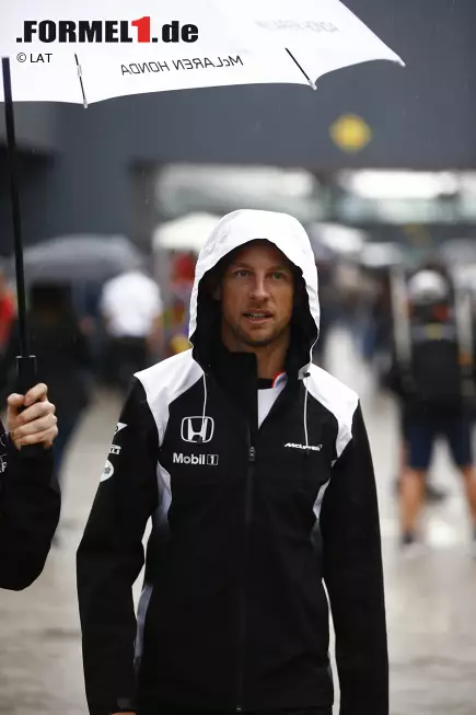 Foto zur News: Jenson Button (McLaren)