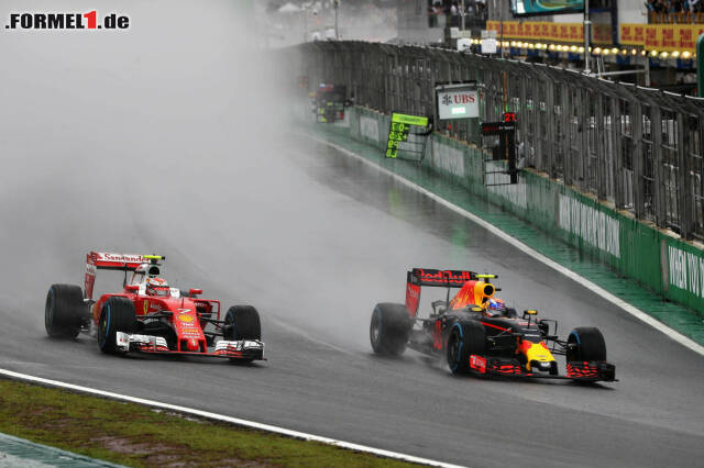 Foto zur News: Mit dem Manöver gegen Räikkönen gab Verstappen einen ersten Vorgeschmack. Jetzt durch die Highlights des spektakulären Grand Prix von Brasilien klicken.