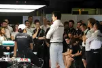 Foto zur News: Lewis Hamilton (Mercedes), Toto Wolff und Nico Rosberg (Mercedes)