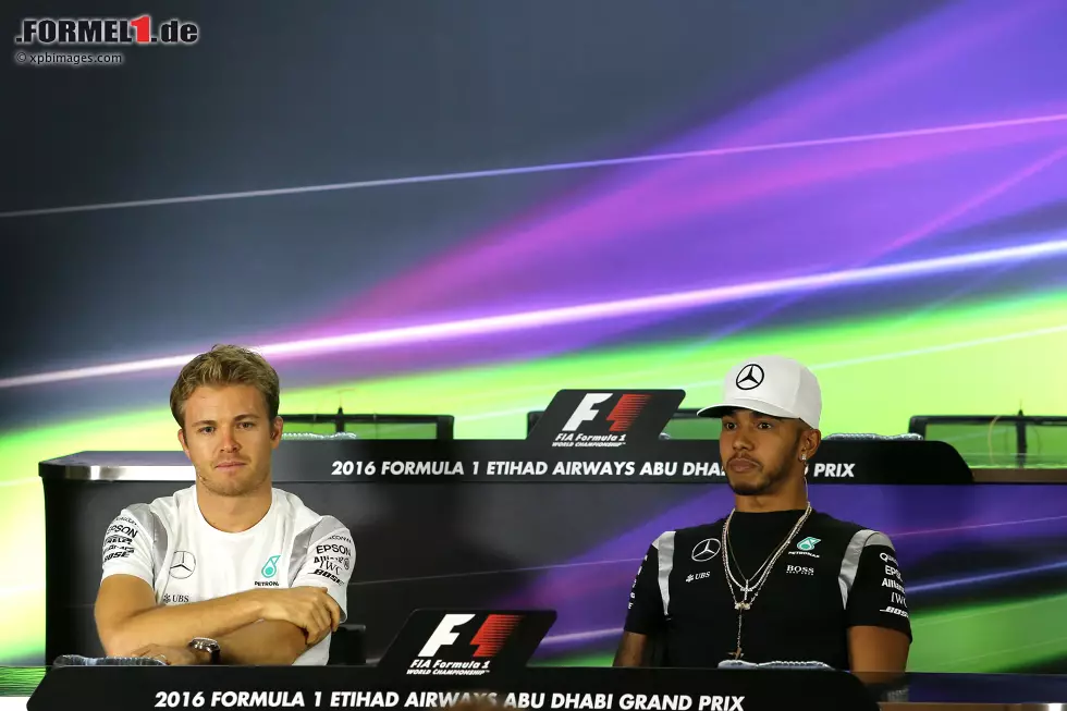 Foto zur News: Nico Rosberg (Mercedes) und Lewis Hamilton (Mercedes)