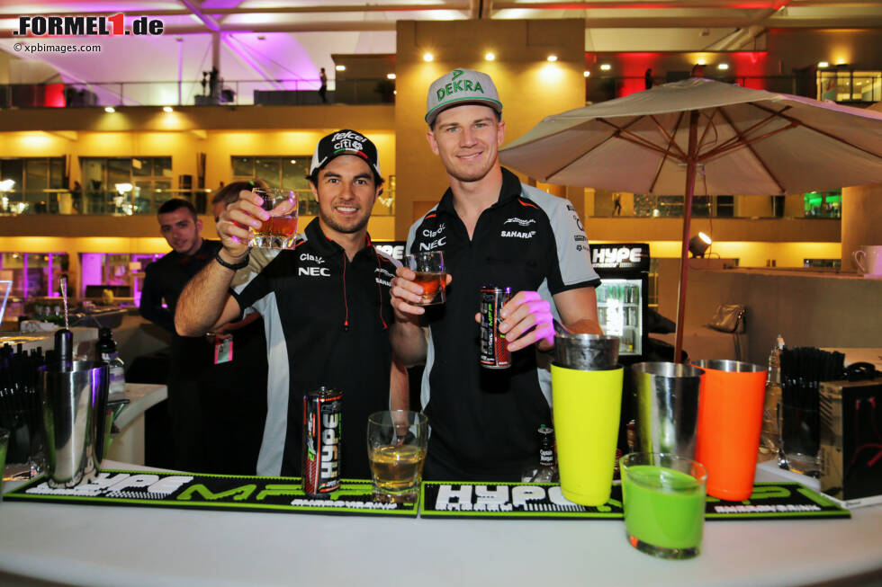 Foto zur News: Sergio Perez (Force India) und Nico Hülkenberg (Force India)