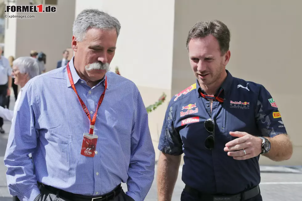 Foto zur News: Chase Carey und Christian Horner