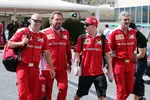 Foto zur News: Maurizio Arrivabene und Kimi Räikkönen (Ferrari)