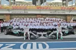 Foto zur News: Lewis Hamilton (Mercedes) und Nico Rosberg (Mercedes)