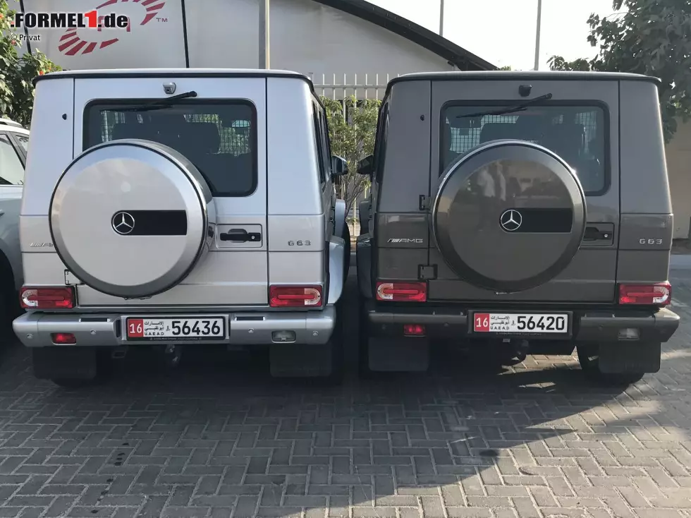 Foto zur News: Psychokrieg auf dem Parkplatz: Lewis Hamiltons G 63 AMG wird von Nico Rosberg (Mercedes) zugeparkt