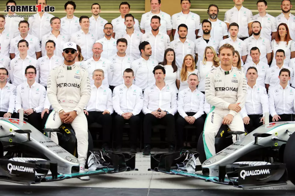 Foto zur News: Lewis Hamilton (Mercedes) und Nico Rosberg (Mercedes)