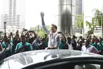 Foto zur News: Nico Rosberg feiert in Kuala Lumpur