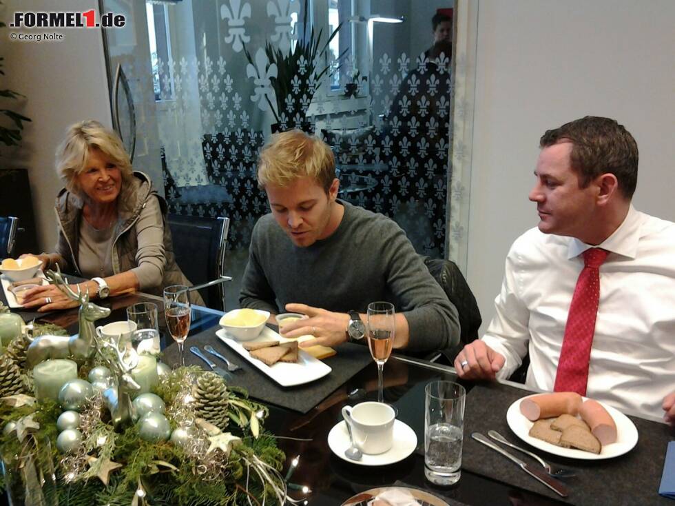 Foto zur News: Sina und Nico Rosberg, Oberbürgermeister Sven Gerich