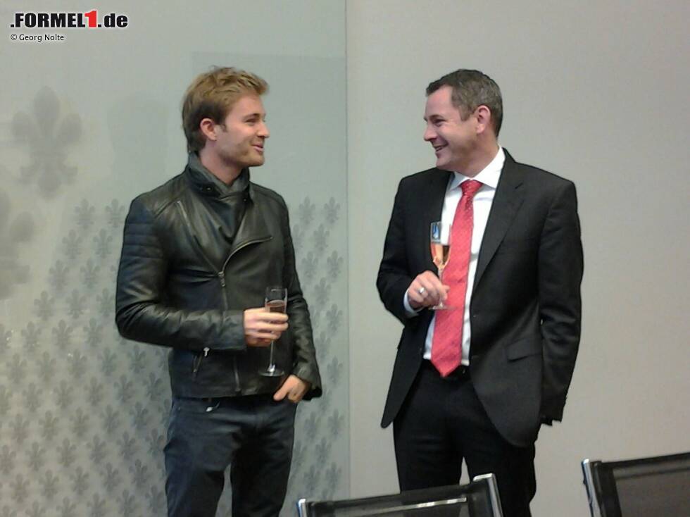 Foto zur News: Nico Rosberg und Oberbürgermeister Sven Gerich