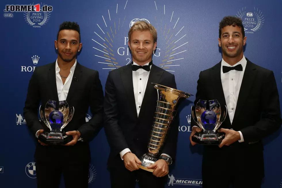 Foto zur News: Lewis Hamilton, Nico Rosberg und Daniel Ricciardo