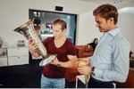Foto zur News: Nico Rosberg mit Turn-Olympiasieger Fabian Hambüchen
