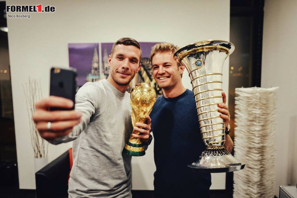 Foto zur News: Nico Rosberg mit Luksas Podolski