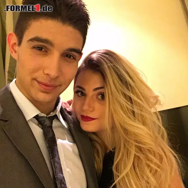 Ganz unschuldig wirkt die Beziehung zwischen Force-India-Pilot Esteban Ocon und seiner Alice. Der erst 20-Jährige muss nun zwischen den beiden großen Lieben in seinem Leben balancieren. Foto zur News: Ganz unschuldig wirkt die Beziehung zwischen Force-India-Pilot Esteban Ocon und seiner Alice. Der erst 20-Jährige muss nun zwischen den beiden großen Lieben in seinem Leben balancieren.