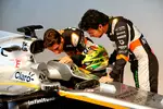 Foto zur News: Esteban Ocon (Force India) und Sergio Perez (Force India)