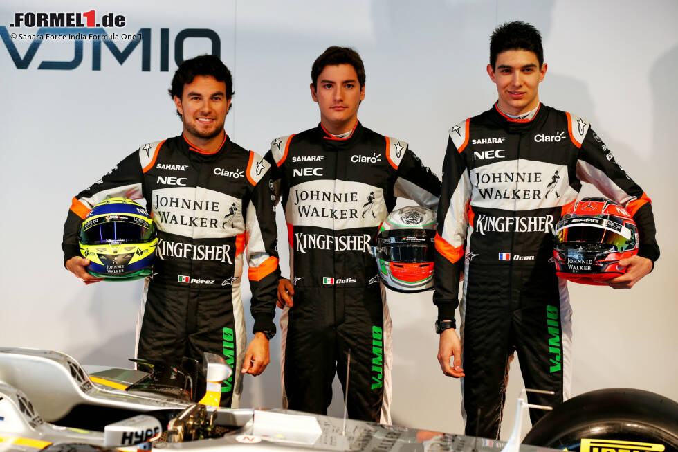 Foto zur News: Sergio Perez (Force India), Alfonso Celis (Force India) und Esteban Ocon (Force India)