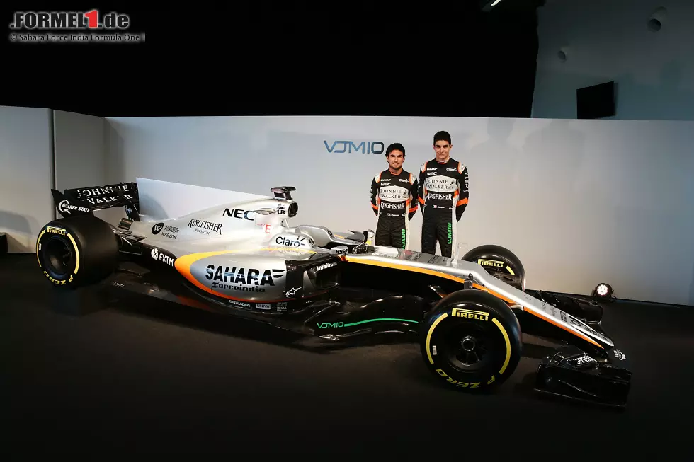 Foto zur News: Sergio Perez (Force India) und Esteban Ocon (Force India)