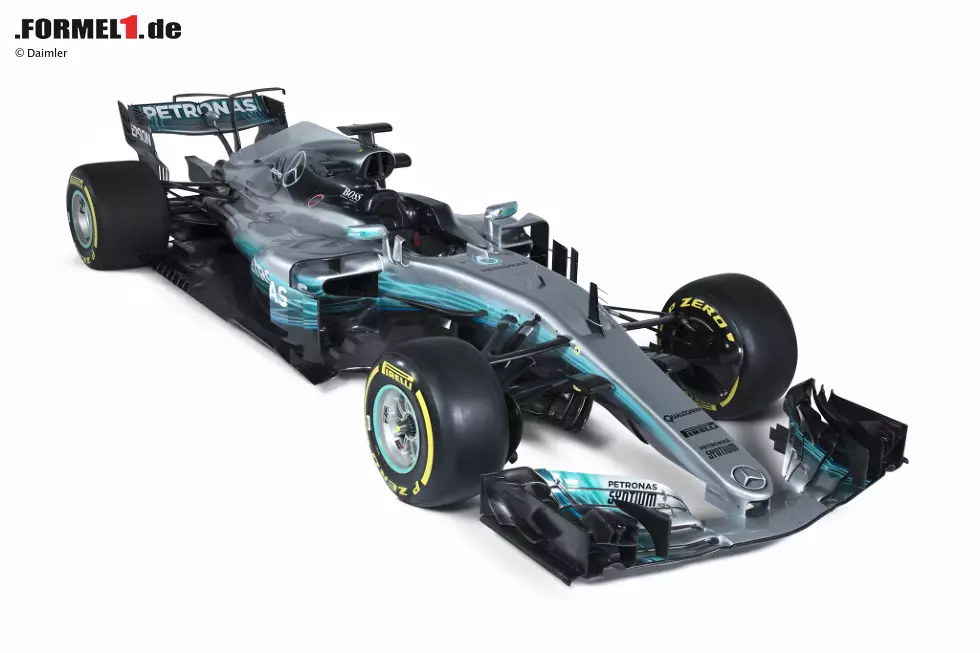 Foto zur News: Mercedes F1 W08 im Studio