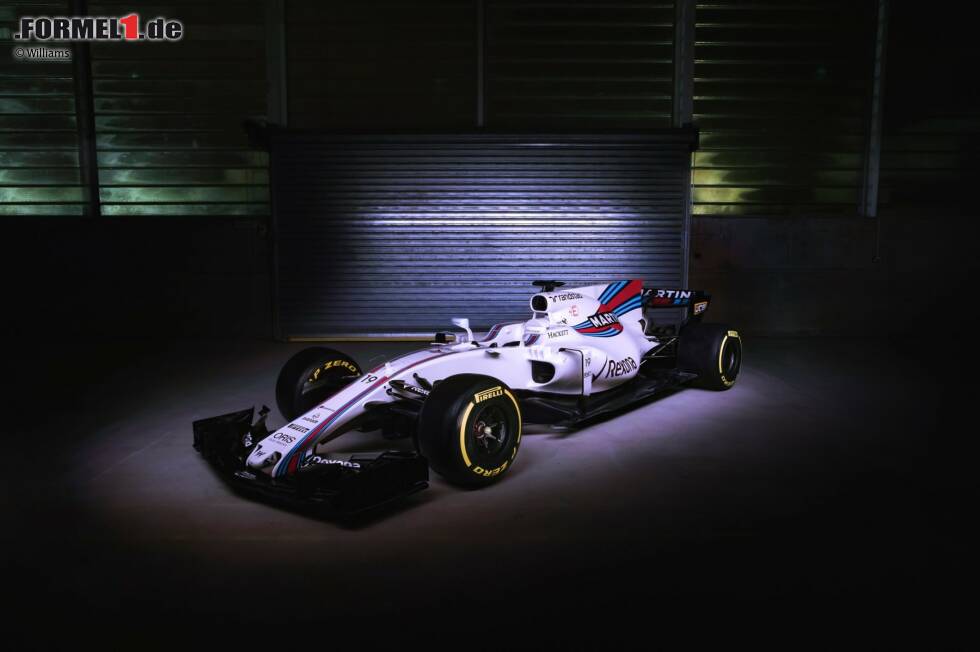 Foto zur News: Auch der Williams FW40 erinnert ein wenig an eine rollende Schrankwand.