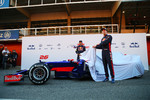 Foto zur News: Carlos Sainz  und Daniil Kwjat (Toro Rosso)
