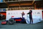 Foto zur News: Carlos Sainz  und Daniil Kwjat (Toro Rosso)