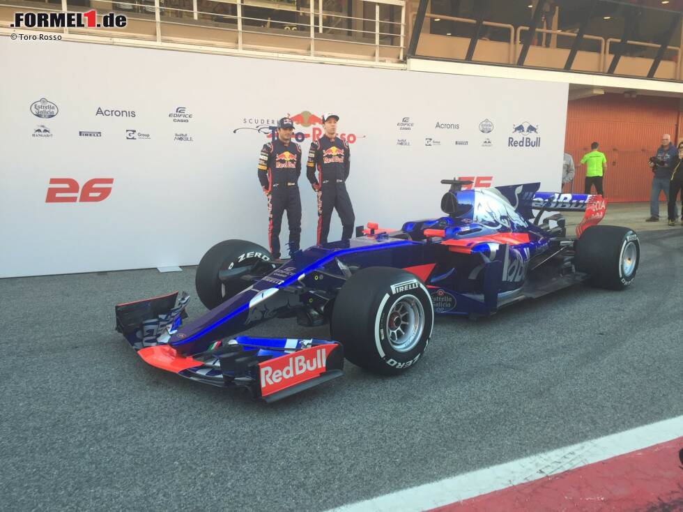 Foto zur News: Carlos Sainz und Daniil Kwjat (Toro Rosso)