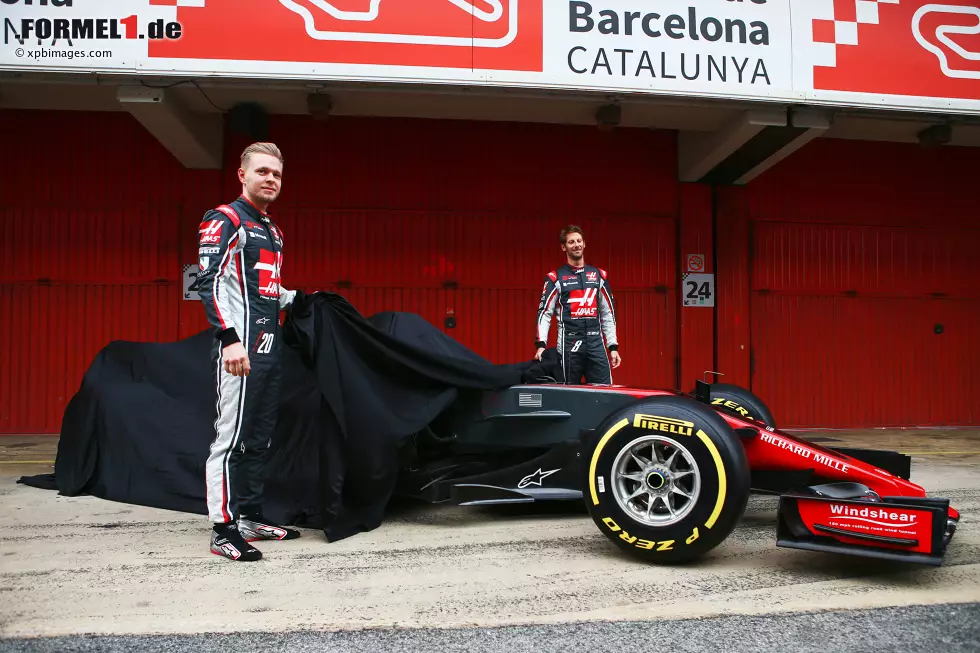 Foto zur News: Kevin Magnussen (Haas) und Romain Grosjean (Haas)