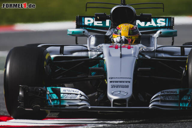 Foto zur News: Lewis Hamilton hatte noch am Vormittag für den Spitzenwert gesorgt und erstmals einen neuen Doppel-T-Flügel gefahren.