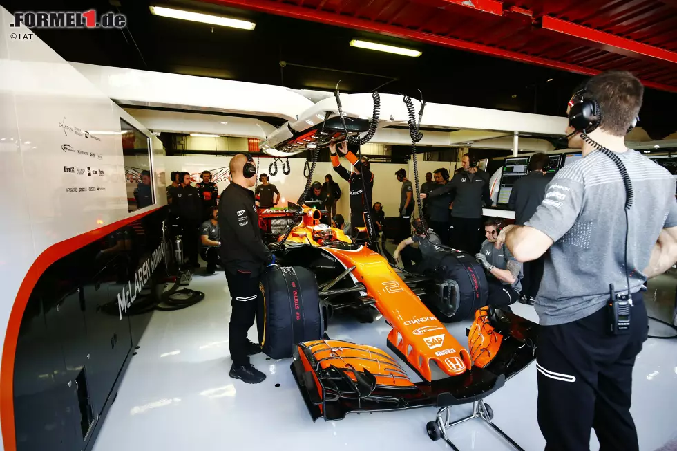 Foto zur News: Stoffel Vandoorne (McLaren)