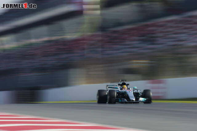 Foto zur News: Lewis Hamilton konnte bei diesem Tempo selbst mit Ultrasoft-Reifen nicht mehr mitgehen. Oder wollte der Mercedes-Star einfach nicht?