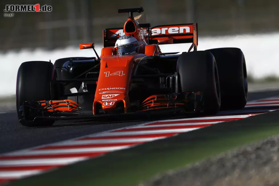 Foto zur News: Fernando Alonso (McLaren)