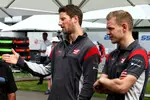 Foto zur News: Romain Grosjean (Haas) und Kevin Magnussen (Haas)