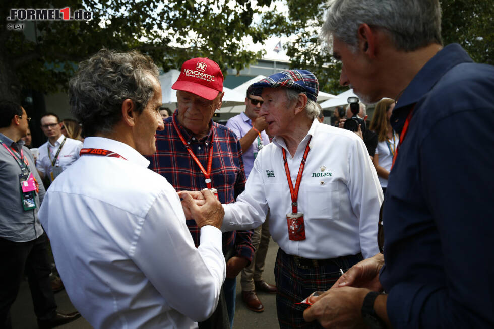Foto zur News: Alain Prost, Niki Lauda und Jackie Stewart