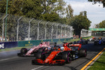 Gallerie: Fernando Alonso (McLaren) und Esteban Ocon (Force India)