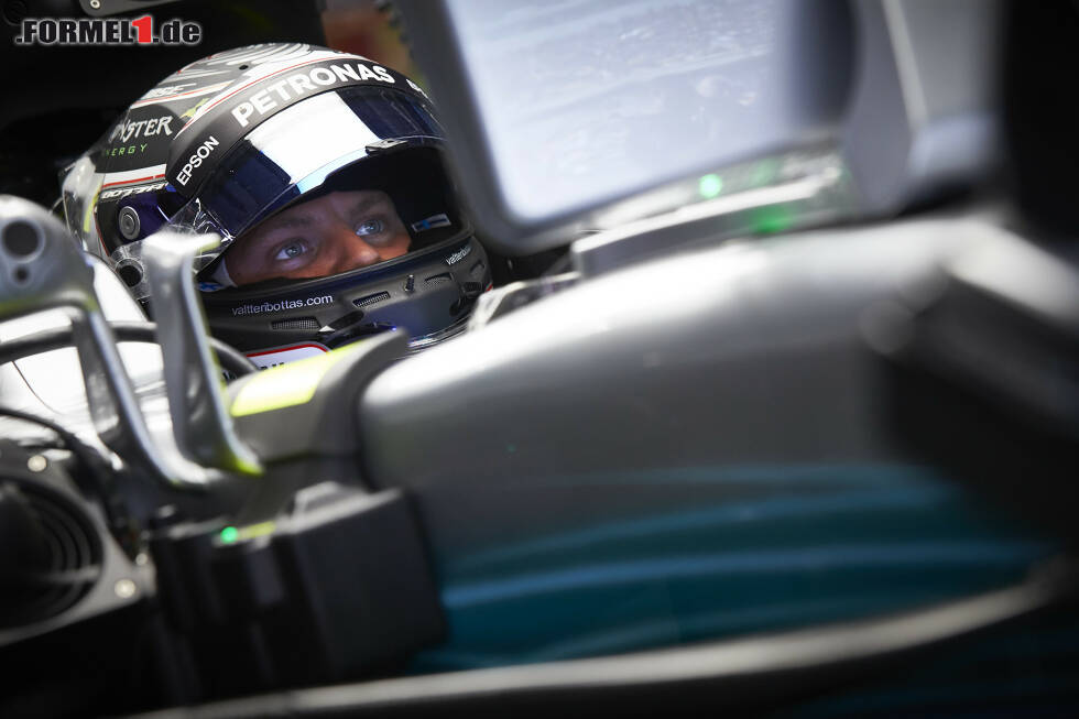 Foto zur News: Valtteri Bottas wird bei Mercedes in die Rolle der Nummer 2 gedrängt. Jetzt durch die Highlights des Rennens in Schanghai klicken!