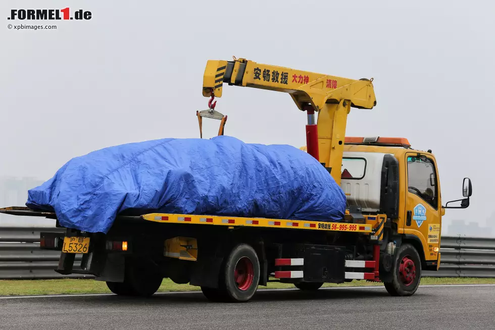 Foto zur News: Antonio Giovinazzi (Sauber)