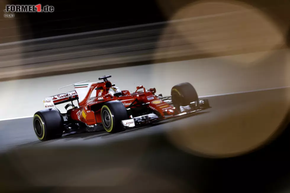 Foto zur News: Sebastian Vettel (Ferrari)