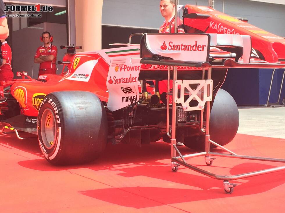 Foto zur News: Ferrari SF70H: In Bahrain gibt es Gerüchte über einen flexiblen Unterboden